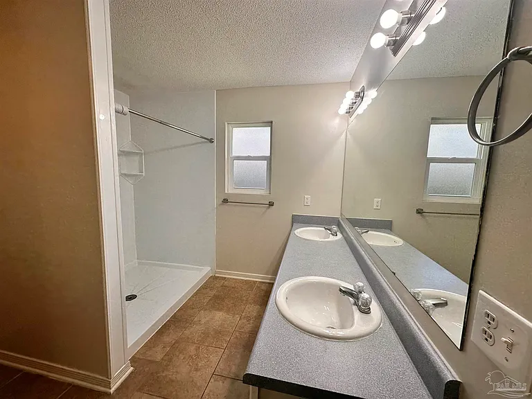 3304 Tiller Ct — Photo 10