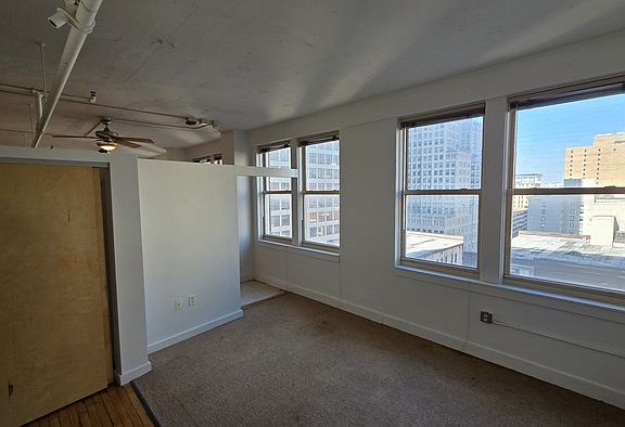2nd image of 208 N 9th St APT 1008