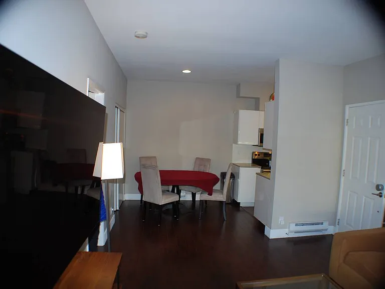 117 Lakeshore Ct #117 — Photo 8