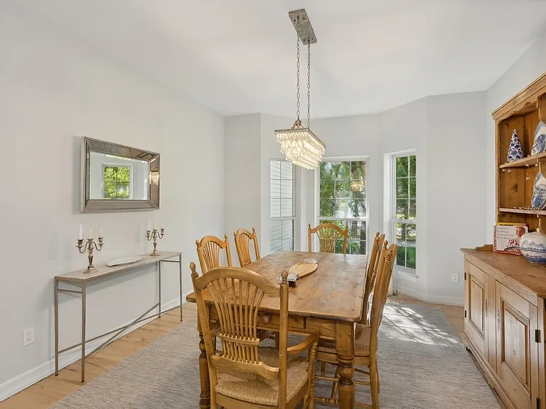 35 Hollow Ln — Photo 13