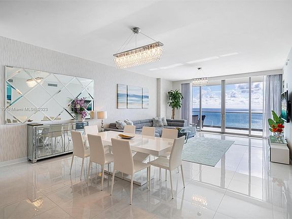 3rd image of 18975 Collins Ave #2703