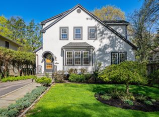 61 Fernwood Rd, Larchmont, NY 10538