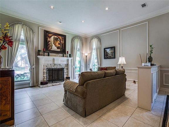 5th image of 6920 Glenbrook Ln