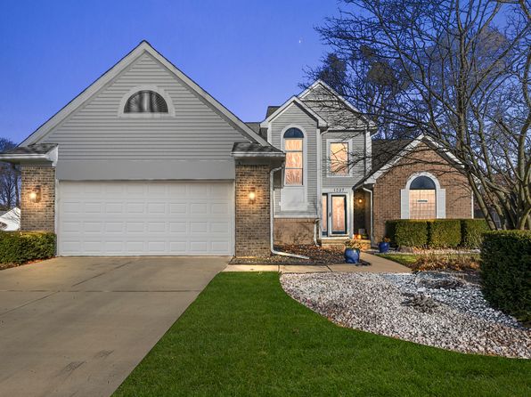 1237 Woodcrest Ct