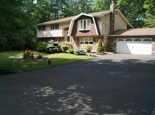 195 Balson Rd, Stroudsburg, PA 18360