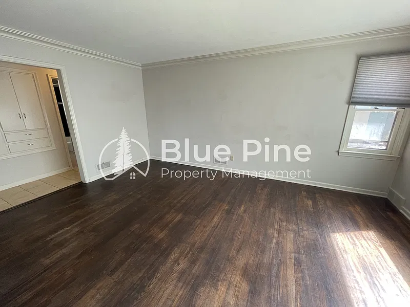 4 bed, 2.0 bath, 1848 sqft, $1,890 — Photo 2