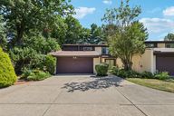 Bunker Dr-S1908-001.jpg