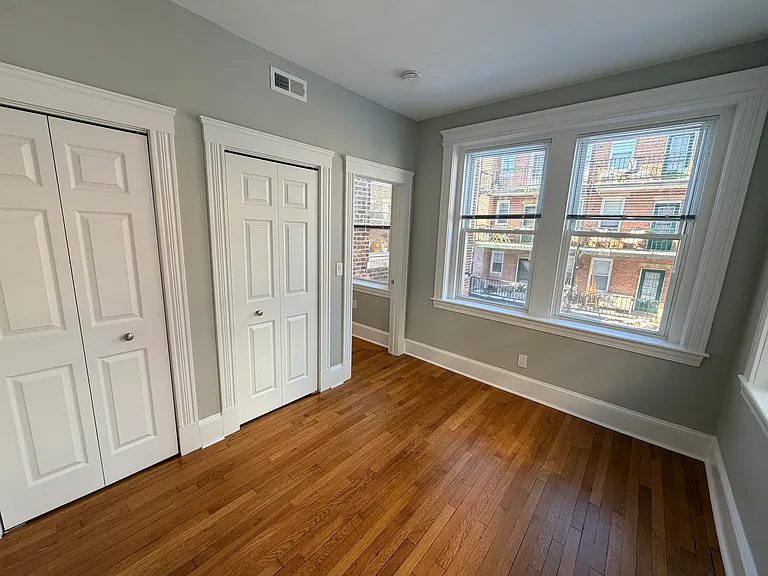32 Park Vale Ave #5 — Photo 13
