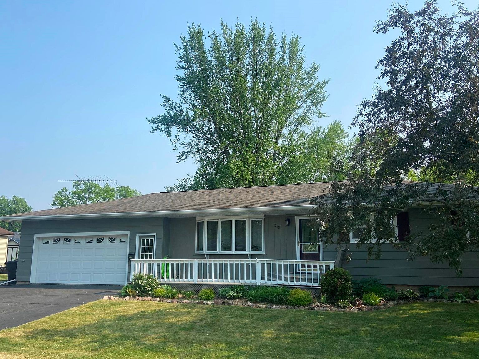 310 E Ontario St, Omro, WI 54963 Zillow