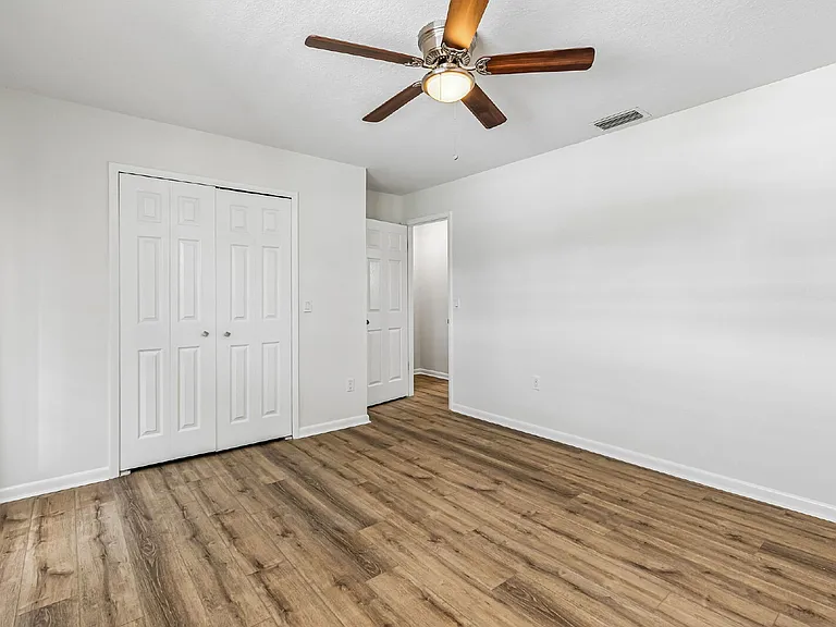 2774 Seahorse Ct — Photo 12