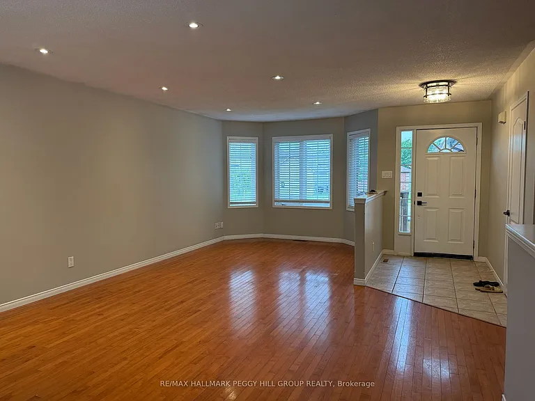 171 Hanmer St E #MAIN — Photo 3