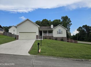 2904 Mount Pleasant Rd, Knoxville, TN 37921