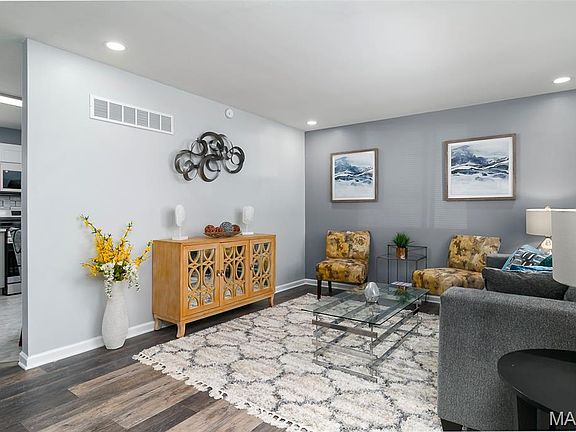 5th image of 9606 Lifford Ct