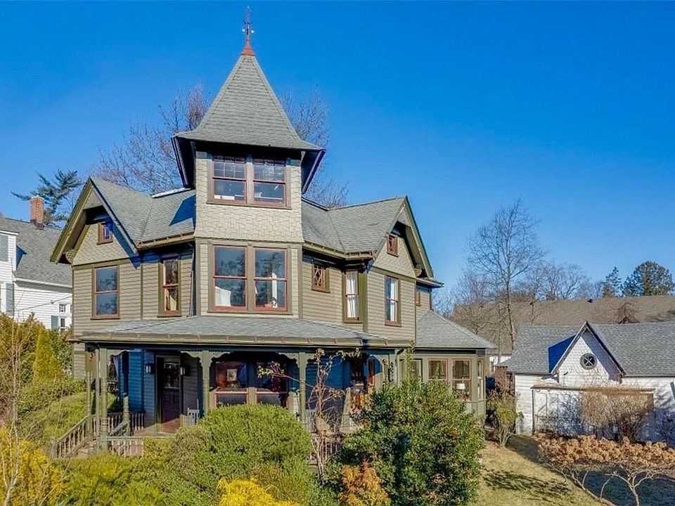 1st image of 20 Tallman Avenue