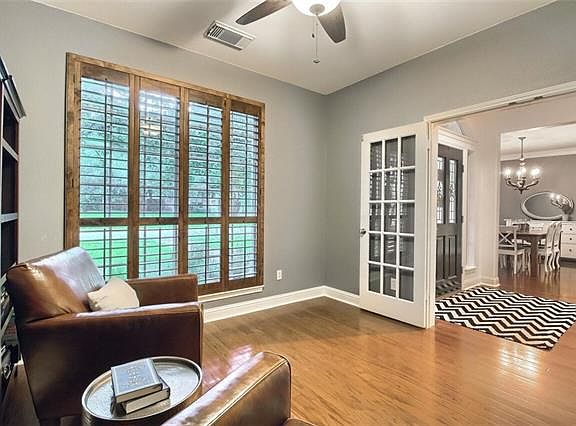 3rd image of 3307 Texana Ct