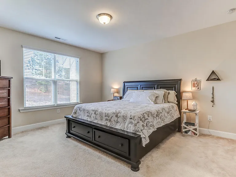 329 Acorn Hollow Pl — Photo 17