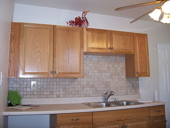 3rd image of 191 Darlington Ave