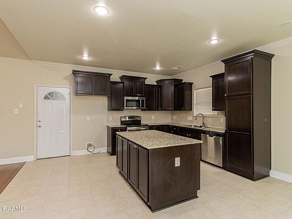 5th image of 103 Cautillion Dr