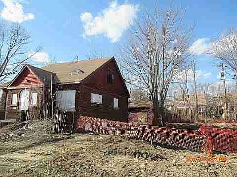 13685 Glenwood