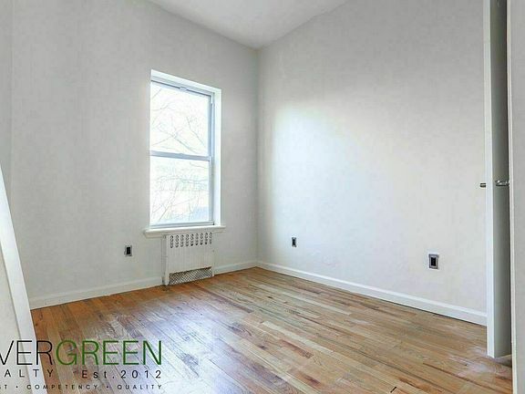 4th image of 515 Lafayette Ave #Rb