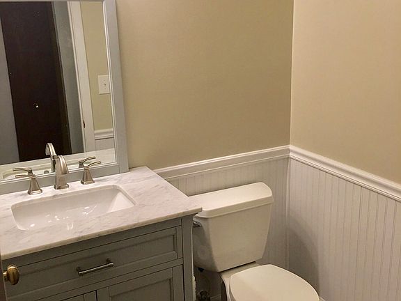 5th image of 2S401 Continental Dr