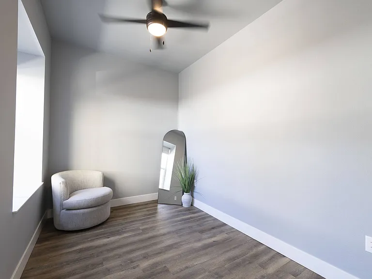 ONE18 West Street Residential — Photo 45