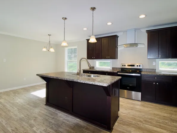 5689 Denmar Rd, Hillsboro, WV 24946