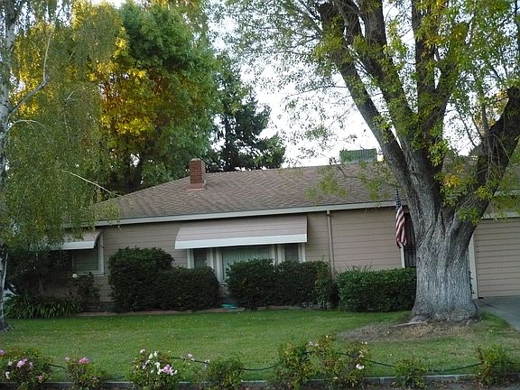 2nd image of 1501 W El Camino Ave