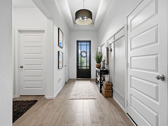 3rd image of 150 Valley Ranch Trl