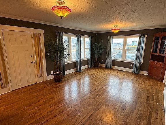 3rd image of 11308 Tieton Dr