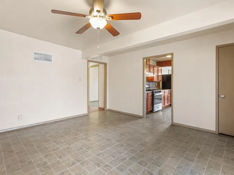 5201 Cornell Ave — Photo 15