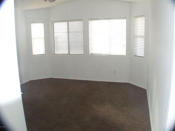 2nd image of 817 W Hess Ave