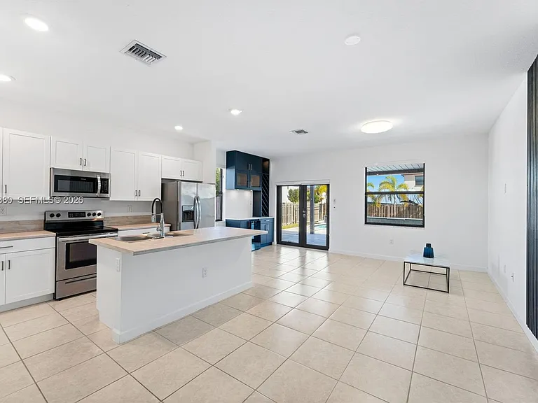 25205 SW 108th Ave — Photo 5