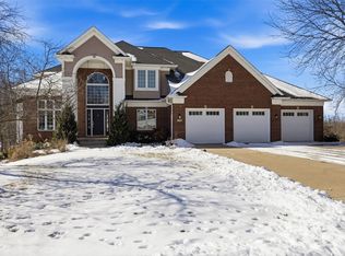 195 Morgan Ct, Cedar Rapids, IA 52411