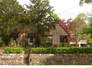 323 Washington Ave, Pleasantville, NY 10570