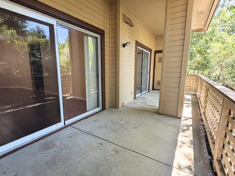 143 Tuscany Ct — Photo 14