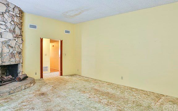 5th image of 642 N Treanor Ave