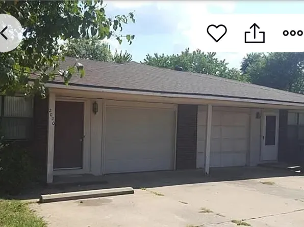 2020 W Olive St, Rogers, AR 72756