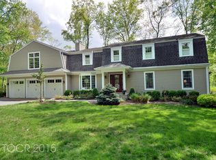 3 Lilline Ln, Upper Saddle River, NJ 07458