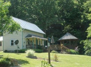 1004 Tunnel Mountain Rd, Sylva, NC 28779