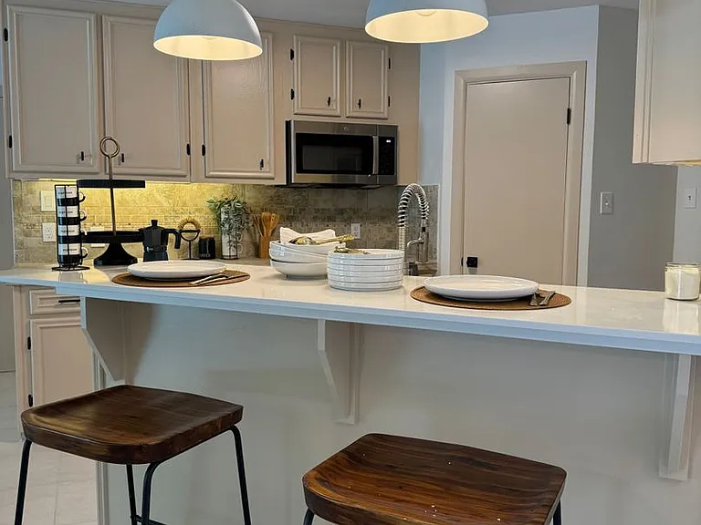 1703 Terrace Dr — Photo 9