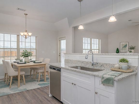 4th image of 125 Brownstone Loop