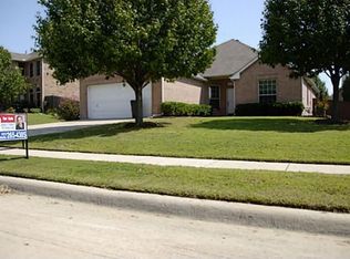 1749 Cliffrose Ln, Lewisville, TX 75067
