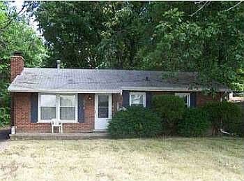1st image of 16018 Catalpa Dr