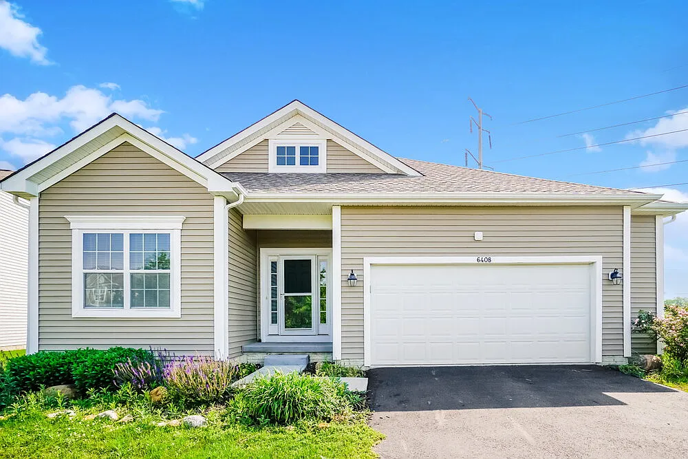 3 bed, 2.5 bath, 2664 sqft, $3,270 — Photo 1