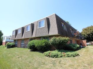 161 E Queenwood Rd APT C3, Morton, IL 61550