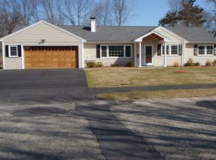 19 Wethersfield Rd, Natick, MA 01760