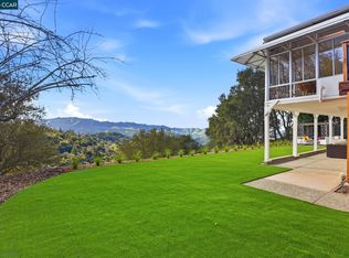 128 Diablo View Dr, Orinda, CA 94563