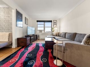 8450 Blvd East BLDG 8450 #1H, North Bergen Twp., NJ 07047