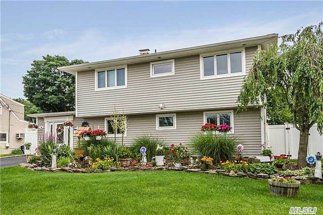 1st image of 34 Arrow Ln
